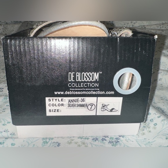 Silver Block heel size 7 woman - Picture 5 of 6